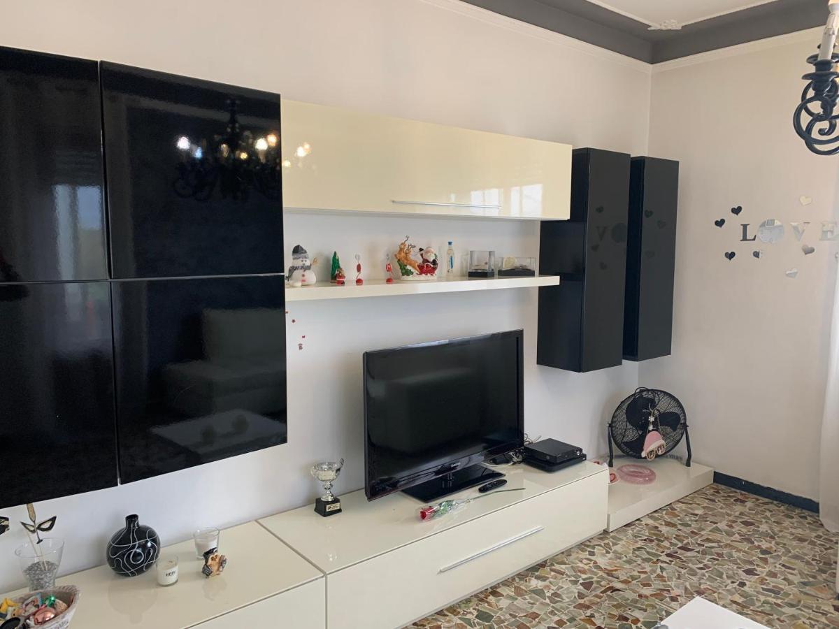 Appartement La Casa Di Vale à Marina di Massa Extérieur photo